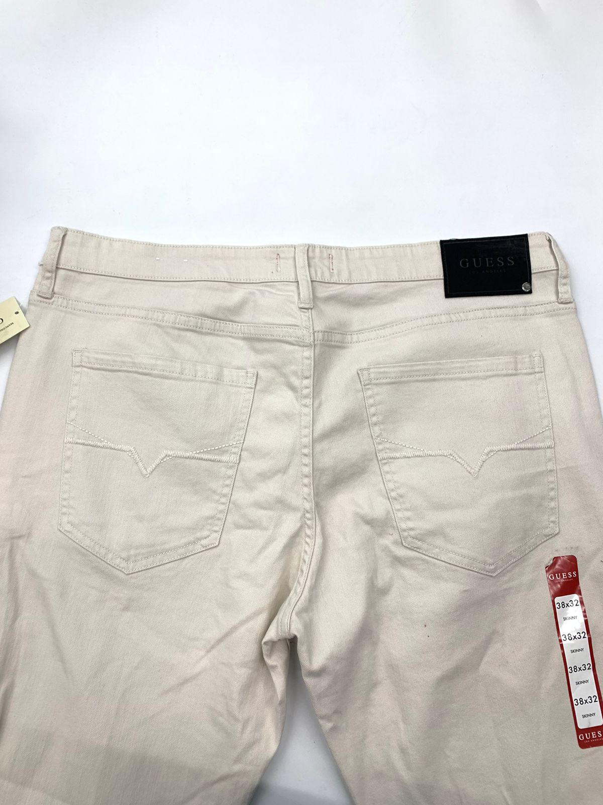 Pantalón Guess para Caballero Diferentes tallas